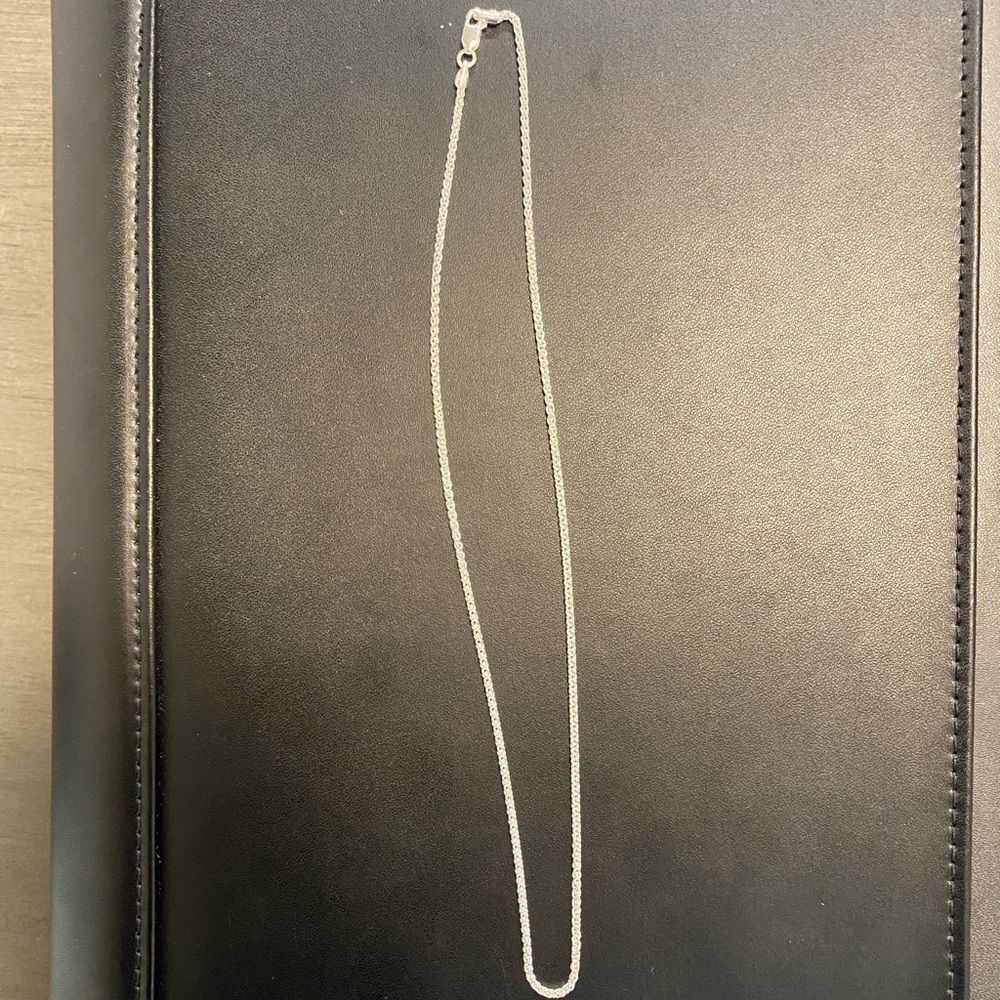 Two 925 silver chains